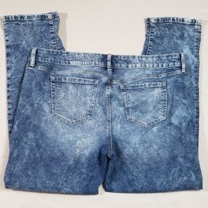 torrid Jeans - Torrid Acid Wash Boyfriend Jeans Size 18 torrid Jeans - Torrid Acid Wash Boyfriend Jeans Size 18